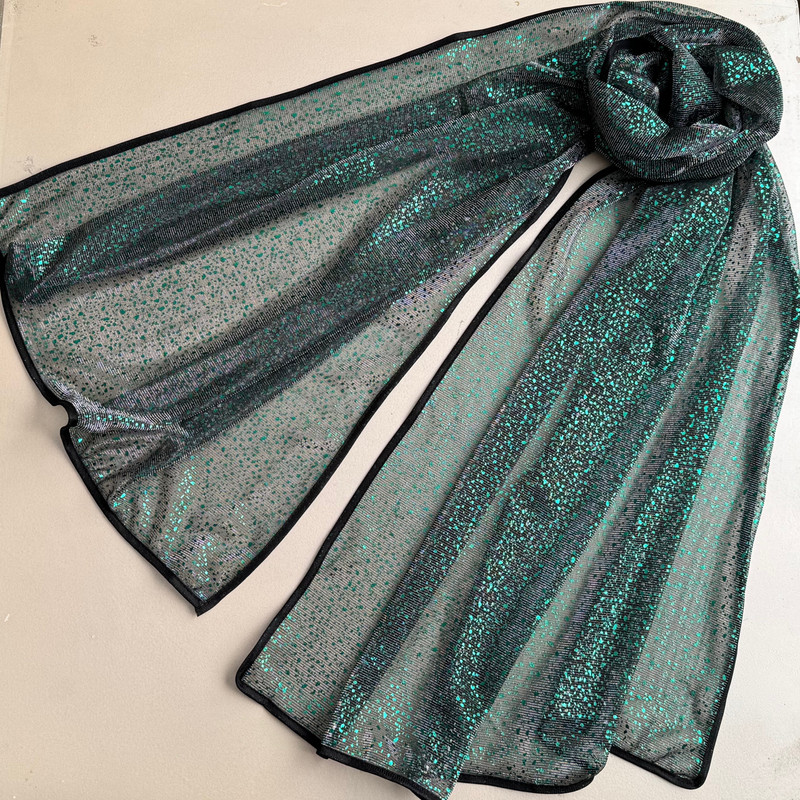 شال زنانه مدل حریر کش لیزری مجلسی دو رو خالخالی دور نوار دوزی