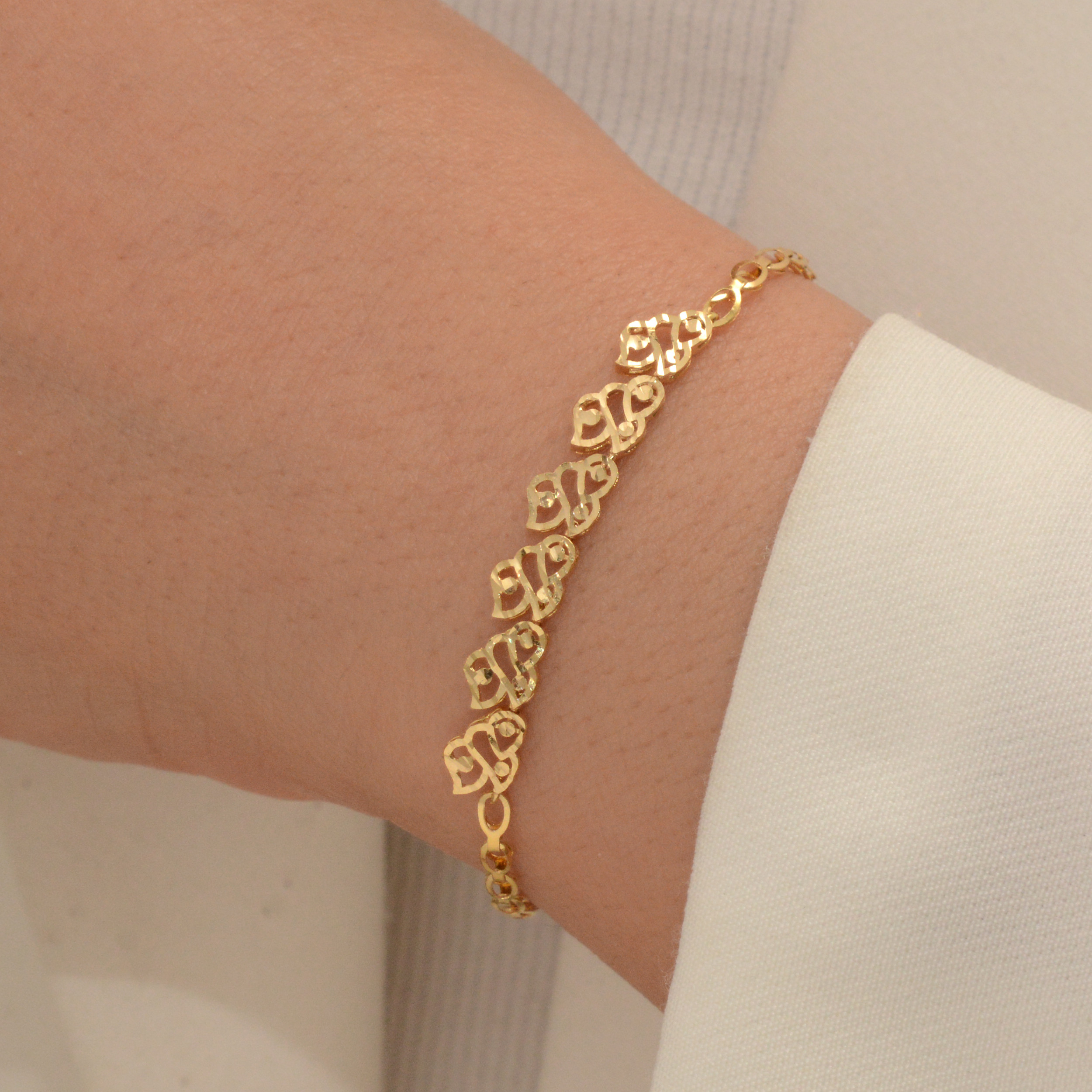 نیم ست طلا 18 عیار زنانه طلای مستجابی مدل طلوع کد 015