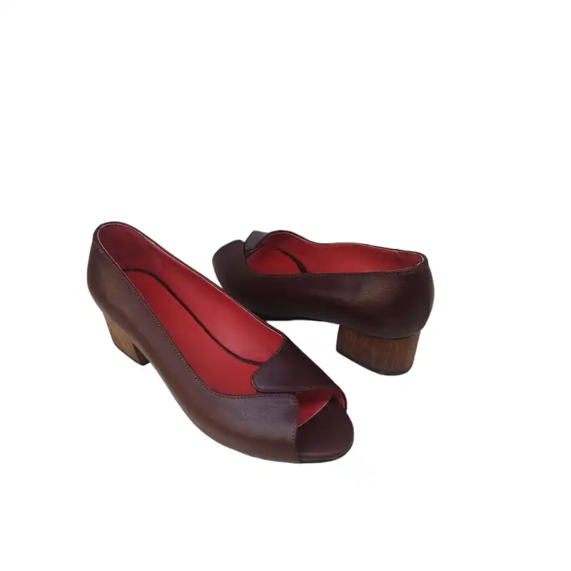 صندل زنانه مدل SZM 208 CHR چرم طبیعی رنگ زرشکی