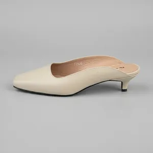 صندل زنانه چرم مشهد مدل J2620-092