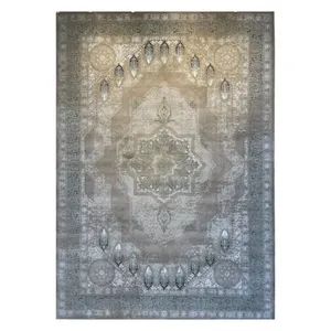 فرش ماشینی 1200 شانه زمینه سبز حاشیه سبز مدل هورتاش 3600