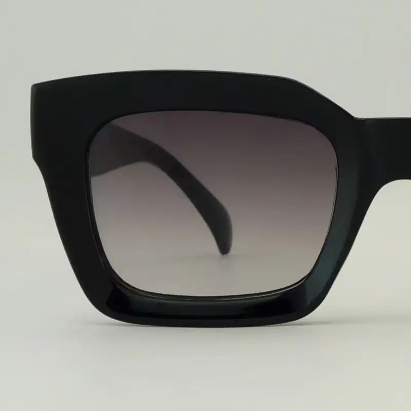 عینک آفتابی مدل CL1735