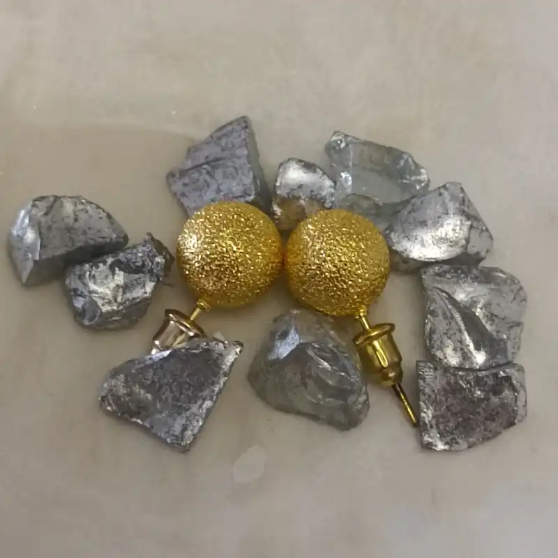 گوشواره زنانه مدل گوی