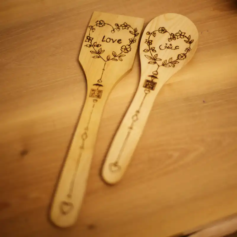 ست قاشق و کفگیر چوبی وودلندزون مدل love