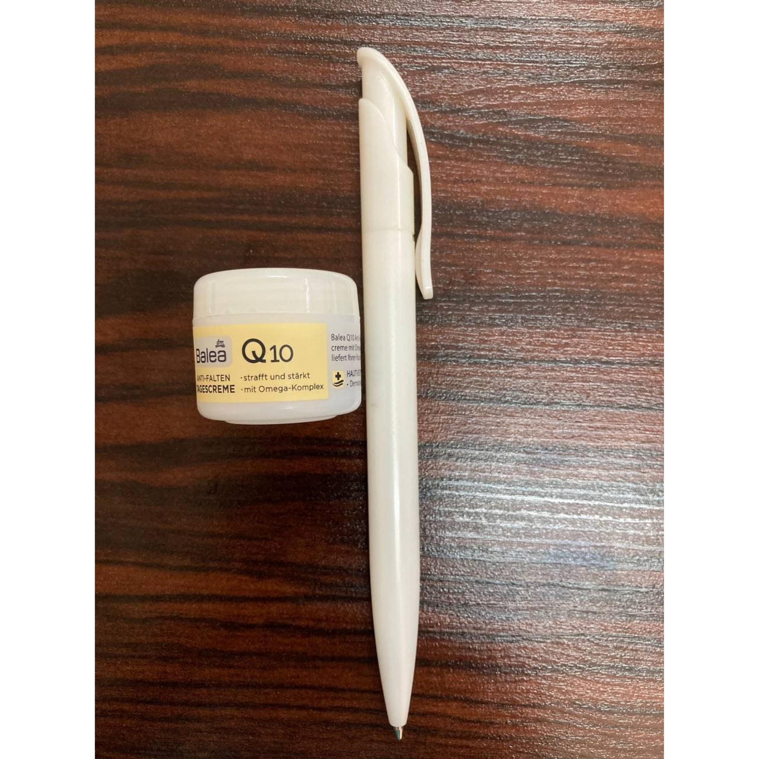 کرم روز ضد چروک باله آ مدل Q10 حجم 5 میلی لیتر