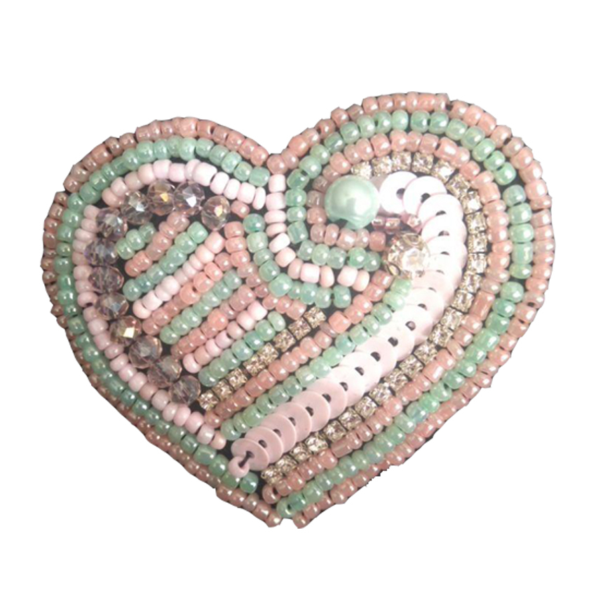 سنجاق سینه طرح قلب مدل malih