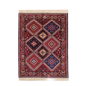 فرش دستباف یک و نیم متری طرح قشقایی مدل AA141