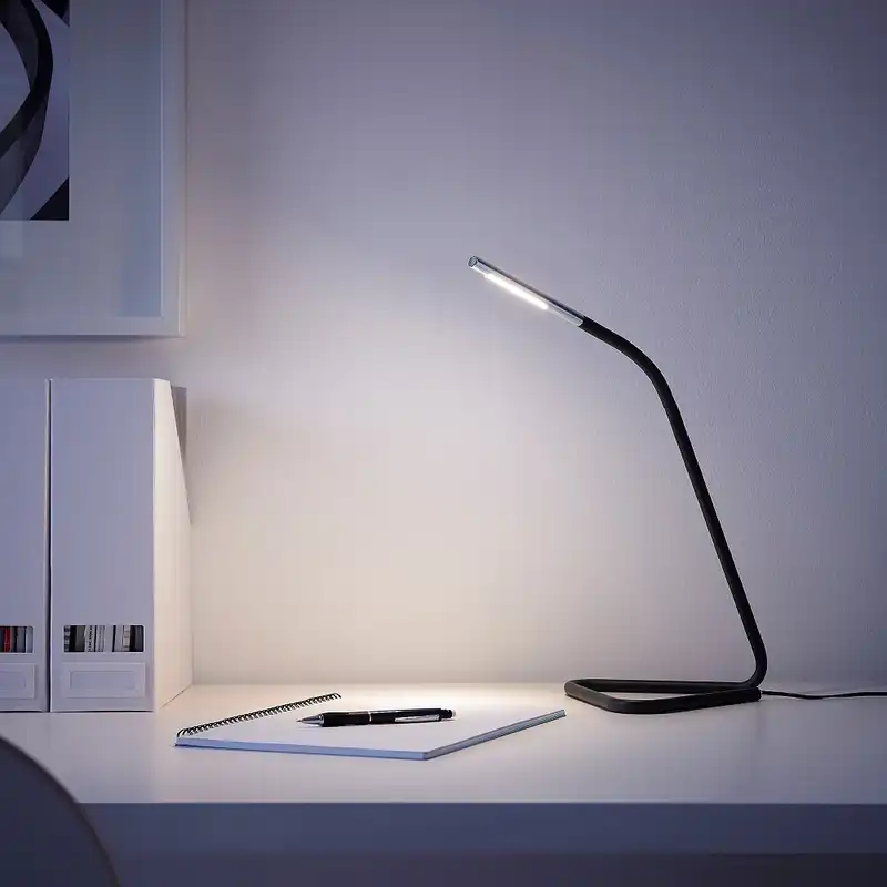 چراغ مطالعه ایکیا کد 70266987