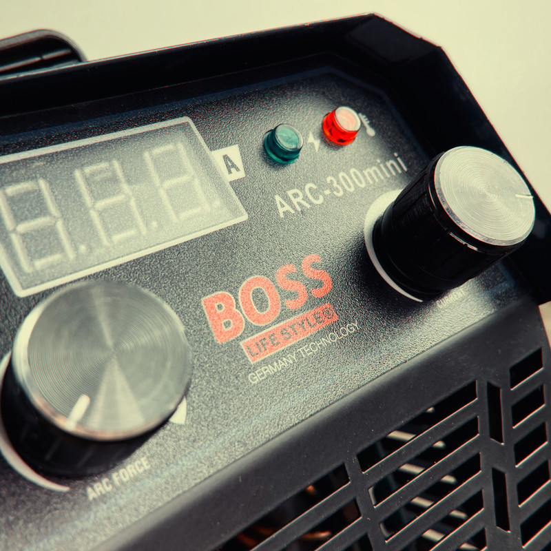 اینورتر جوشکاری 300 امپر باس کد GHR41 اینورتر جوشکاری 300 امپر باس کد GHR41