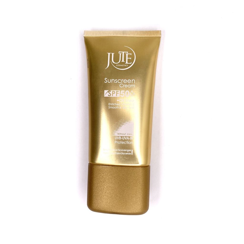 کرم ضد آفتاب بی‌رنگ ژوت، SPF 50، مدل smooth silky feel، مناسب پوست‌های چرب حجم 40 میلی‌لیتر، محافظت‌کننده در برابر اشعه‌های UVA و UVB، دارای فرمولاسیون فاقد چربی، با ماندگاری 2 ساعته -  - 11
