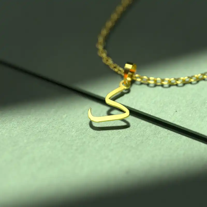 گردنبند طلا 18 عیار زنانه مدوپد مدل حرف ک کد I3-1-1121