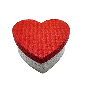 جعبه هدیه مدل باکس چرمی کد قلب 001 