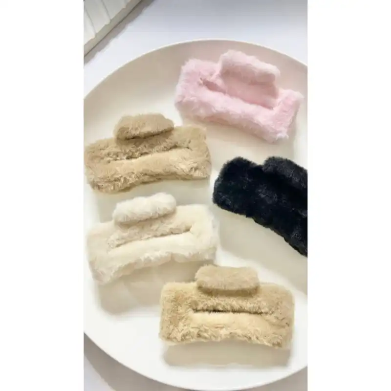 کلیپس مو زنانه مدل پولیشی خزدار