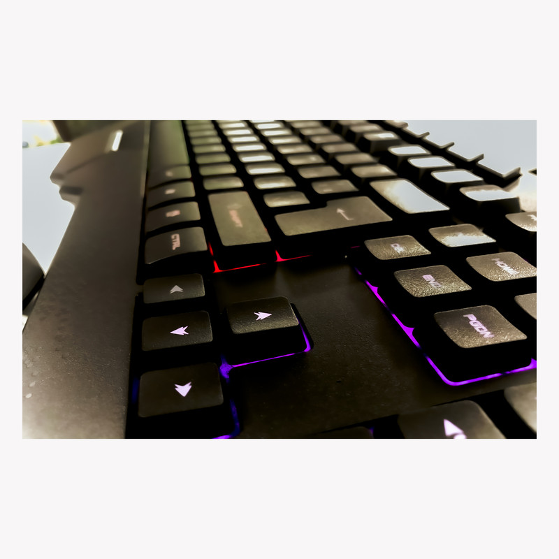 کیبورد و ماوس مخصوص بازی وریتی مدل V-KB6121GCW 2