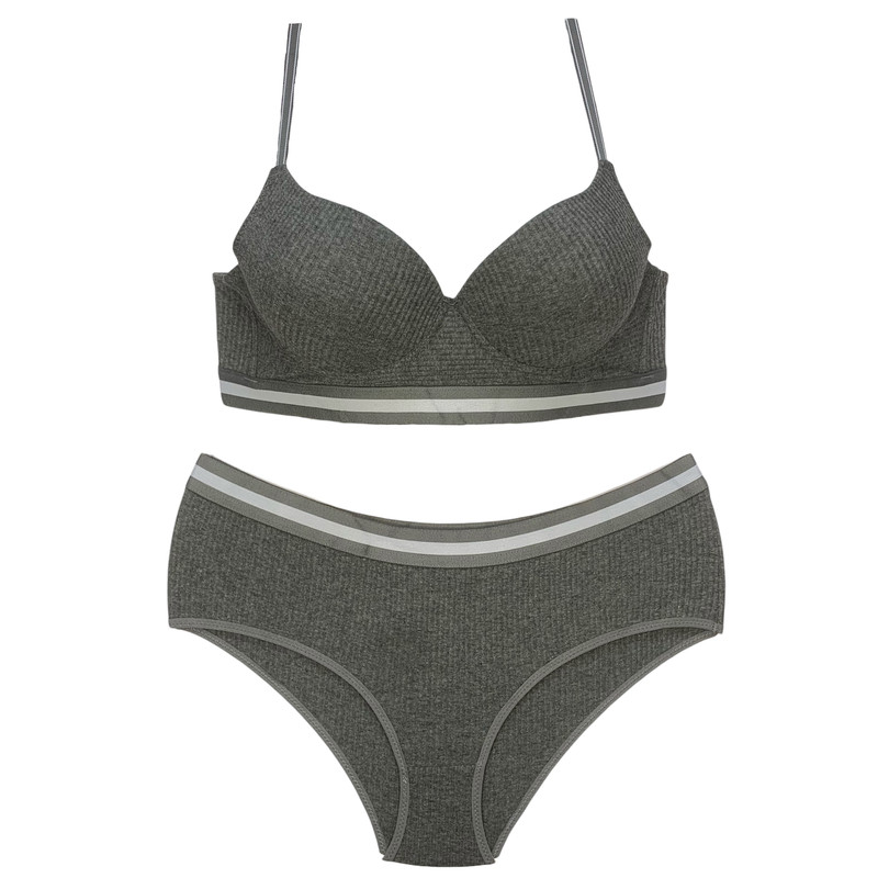 ست شورت و سوتین زنانه مدل کبریتی اسپرت کد ۸۰۶۵