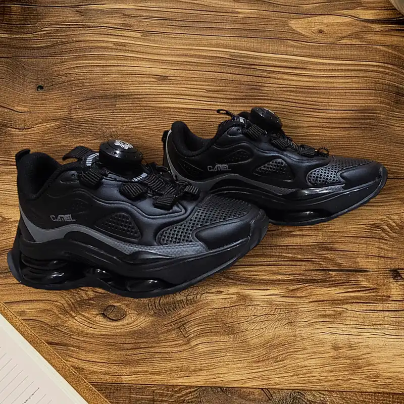 کفش مخصوص پیاده روی مدل پیچی