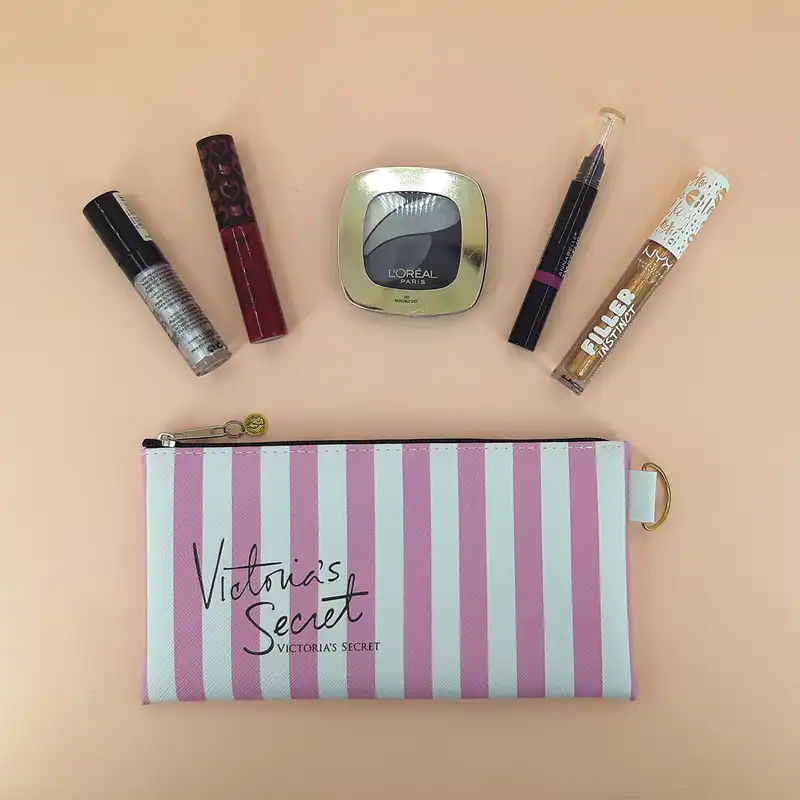 کیف لوازم آرایش زنانه طرح ویکی مدل flat-06