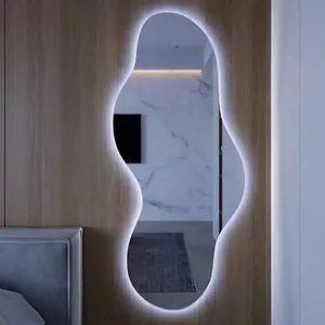 آینه دیواری مدل دفرمه سانا کد 160