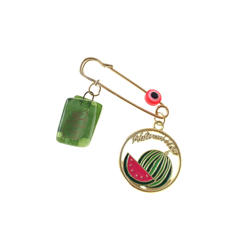 سنجاق سینه دخترانه مدل هندوانه یلدایی و وان یکاد و چشم نظر شیشه ای سنجاق سینه دخترانه مدل هندوانه یلدایی و وان یکاد و چشم نظر شیشه ای