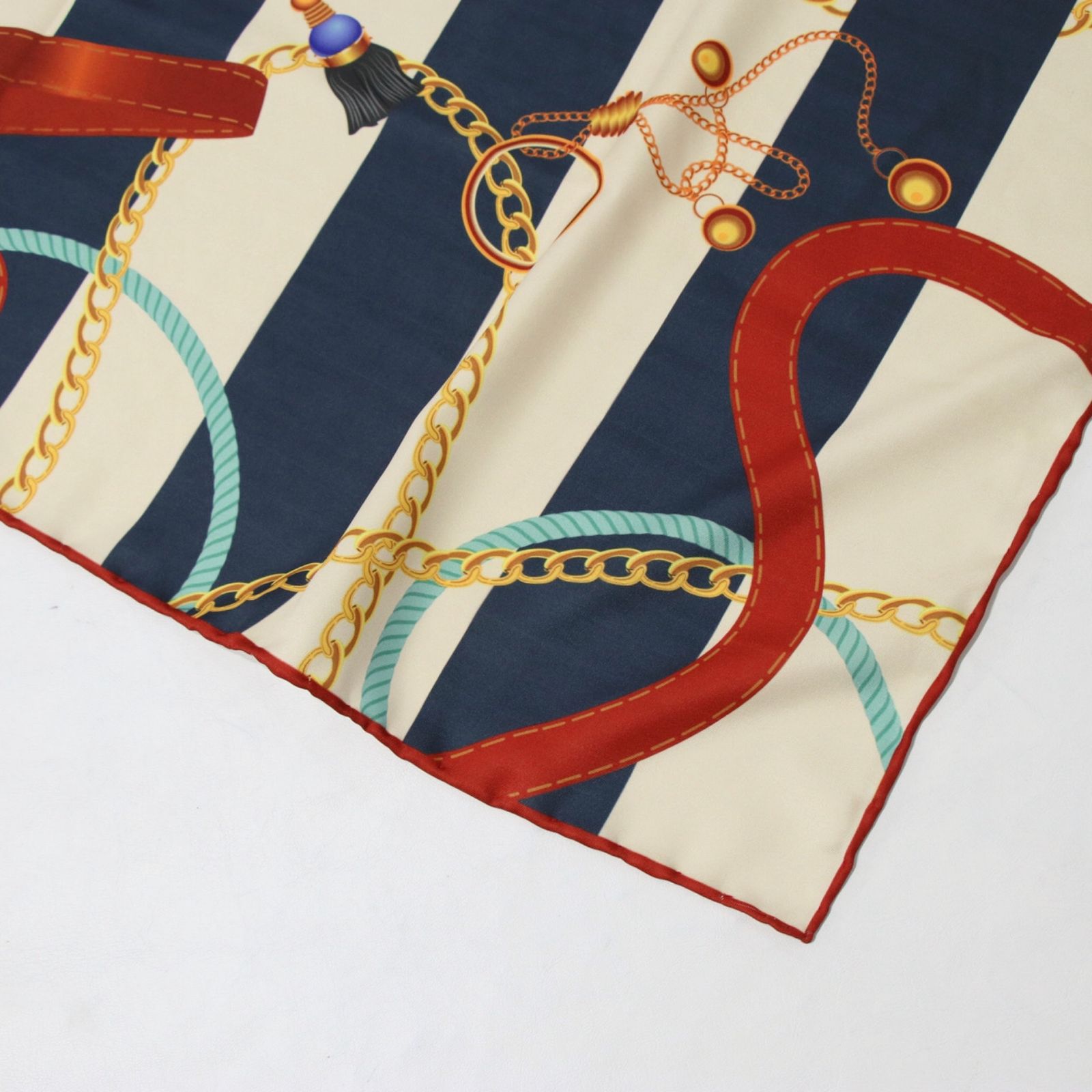 روسری زنانه مدل ابریشم روز مادر طرح زنجیری جدید کد ana-2955 - - 18