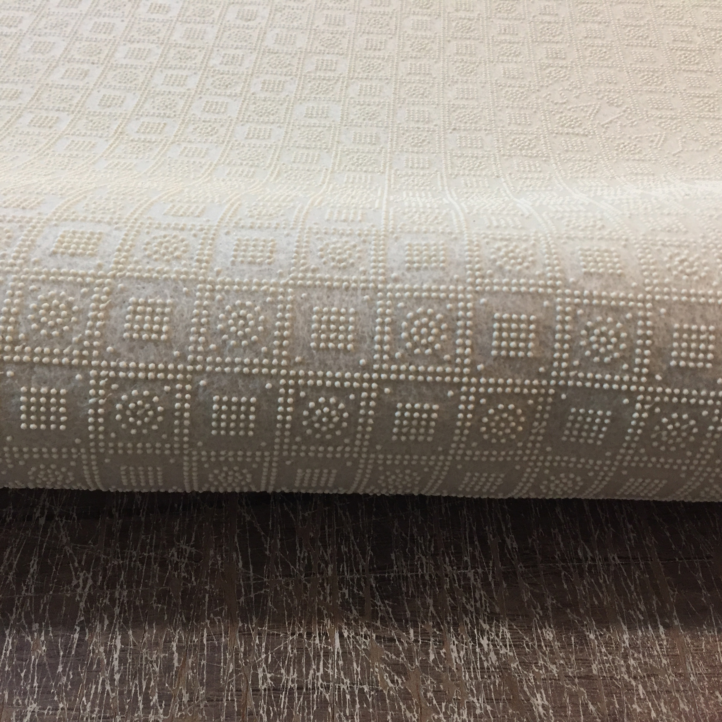 فرش ماشینی مدل ترمزدار گرد طرح مرمر