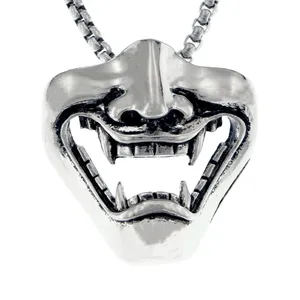گردنبند مردانه برانت طرح ماسک دراکولا
