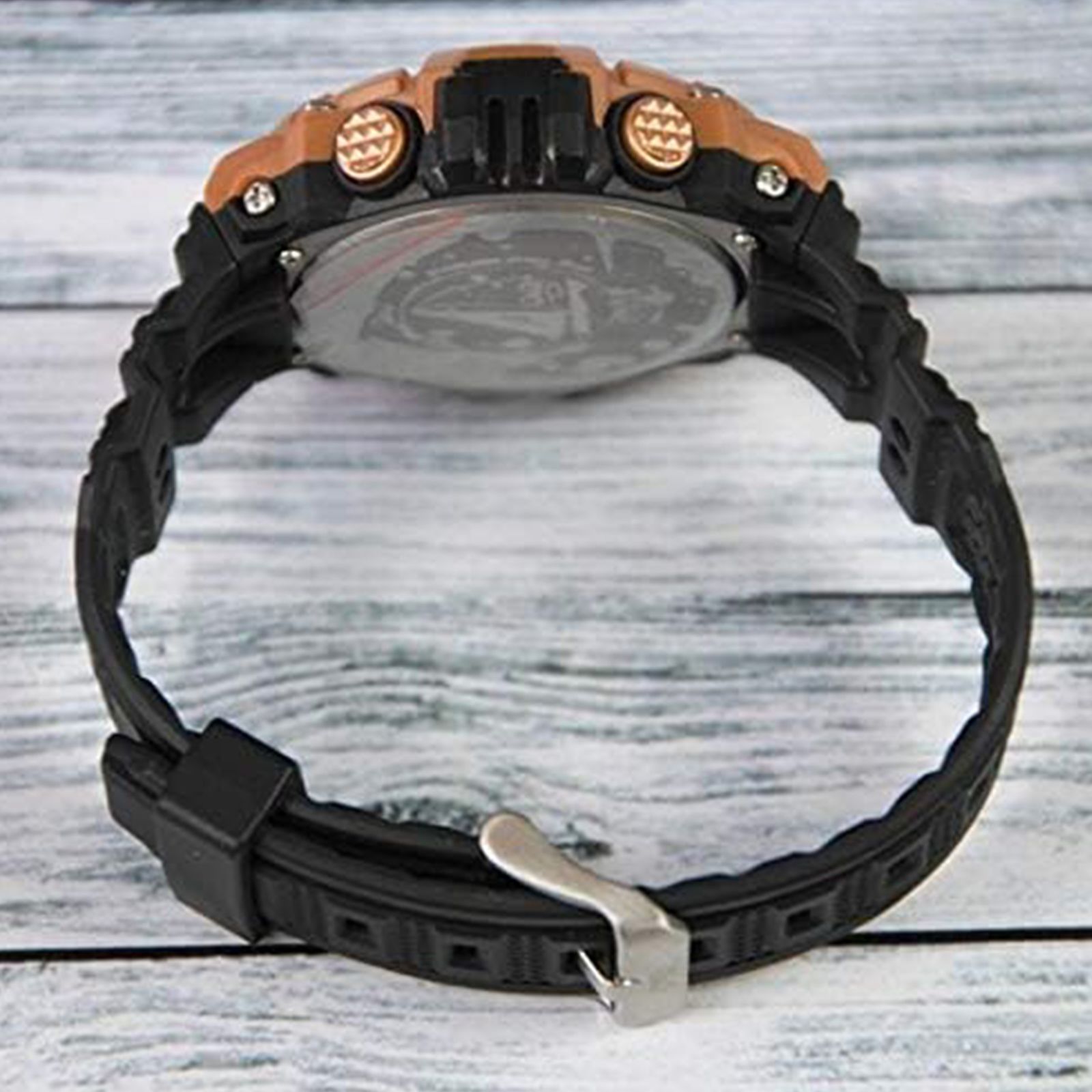 ساعت مچی دیجیتالی کیو اند کیو مدل m146j007y به همراه دستمال مخصوص برند کلین واچ -  - 6