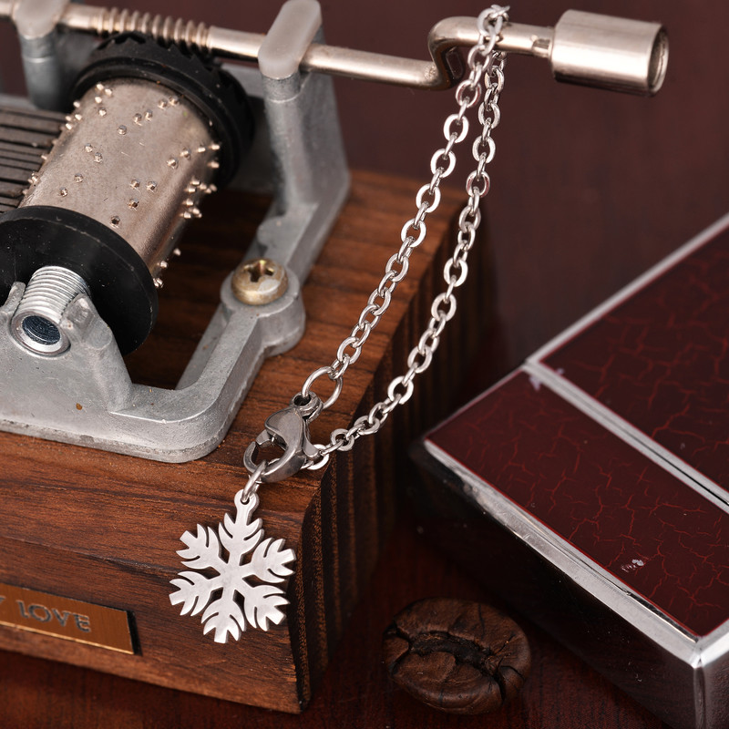 آویز ساعت زنانه طرح برف کد AS1125