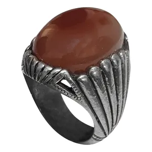 انگشتر نقره مردانه مدل عقیق یمنی آبدار AYA2119