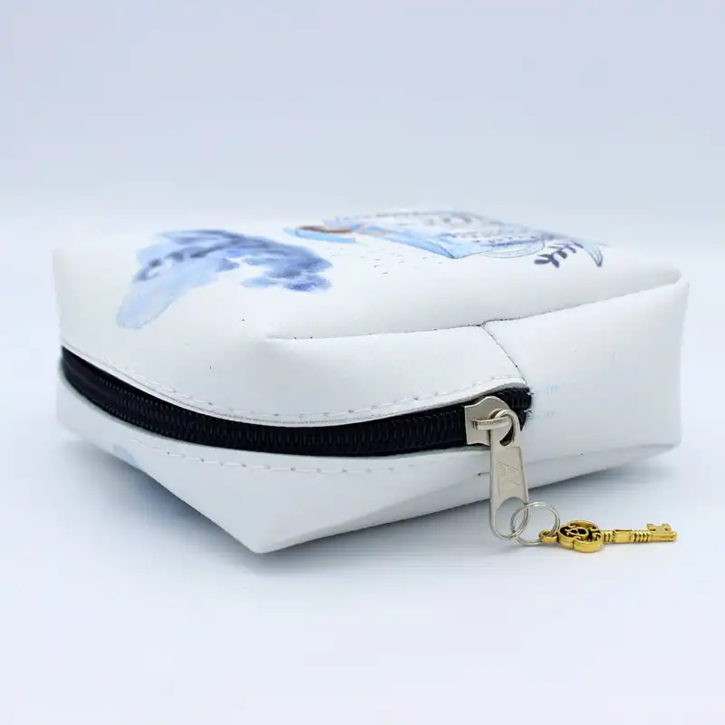 کیف لوازم آرایش زنانه طرح فنجون مدل CB-033