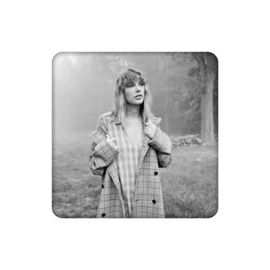 زیرلیوانی طرح تیلور سویفت کد 3966069