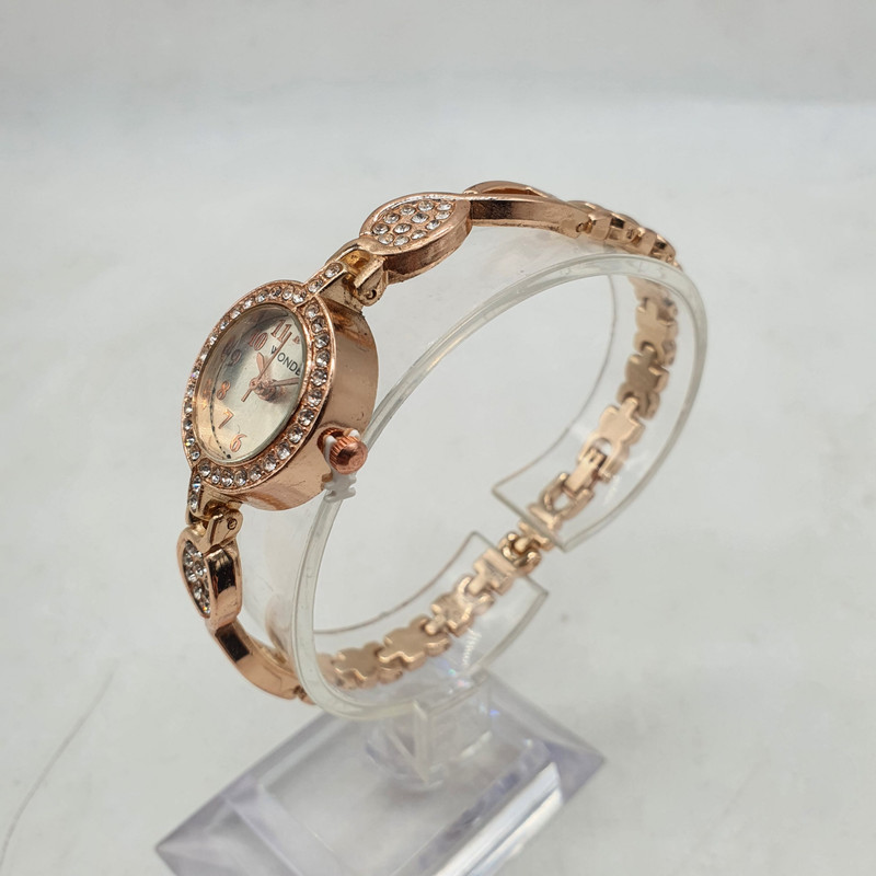 ساعت مچی عقربه ای زنانه مدل W-5