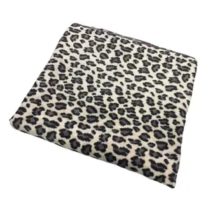 حوله استخری مدل پلنگی سایز 60x120 سانتی متر