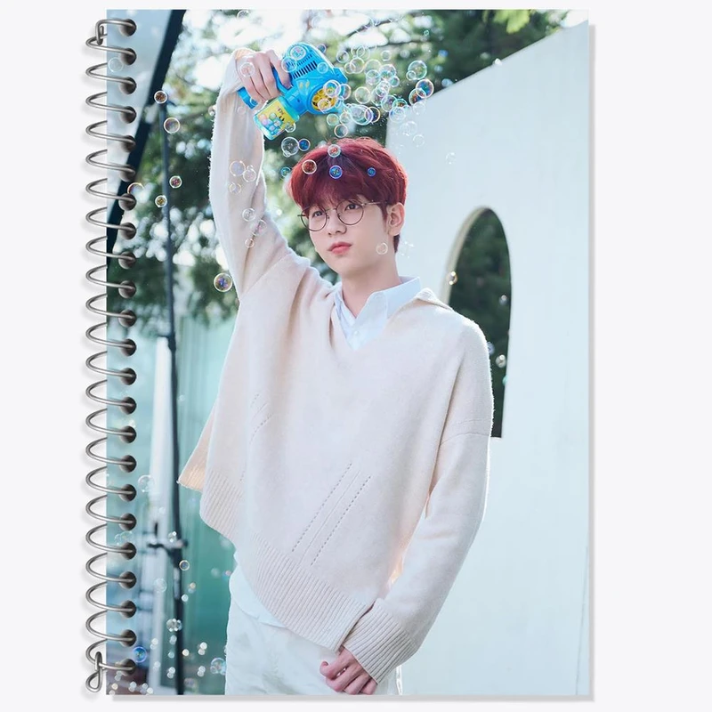 دفتر زبان 50 برگ خندالو مدل دو خط طرح سوبین گروه تی اکس تی TXT کد 20030