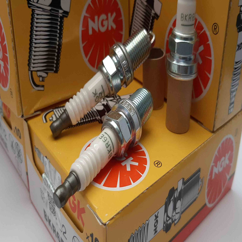 شمع خودرو ان جی کی مدل BKR6E 6962