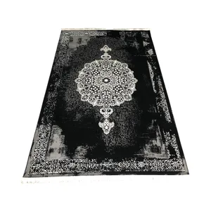 فرش ماشینی 500 شانه زمینه مشکی حاشیه مشکی مدل لارا