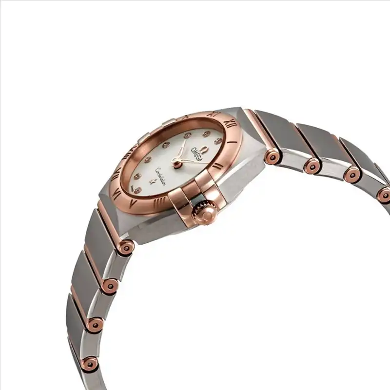 ساعت مچی عقربه ای زنانه  مدل constellation