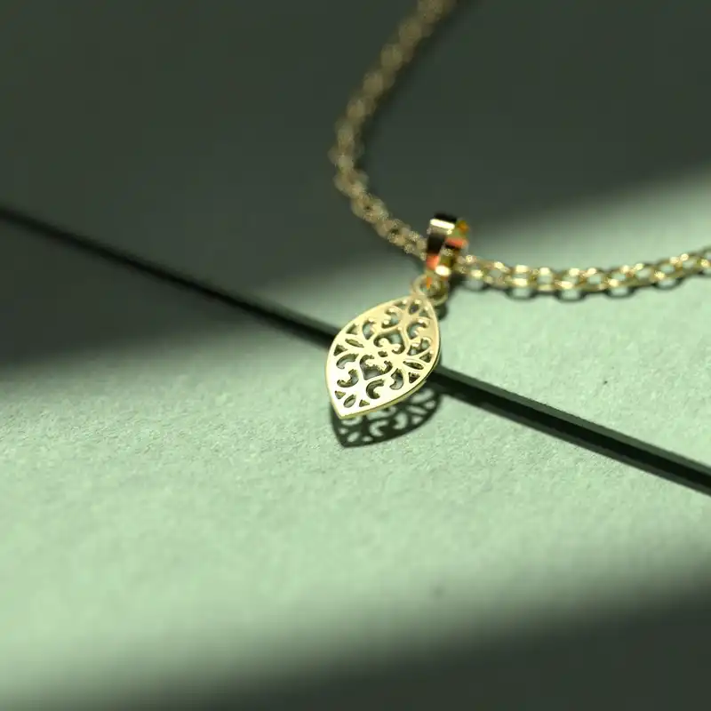 گردنبند طلا 18 عیار زنانه مدوپد مدل اسلیمی کد RR1037