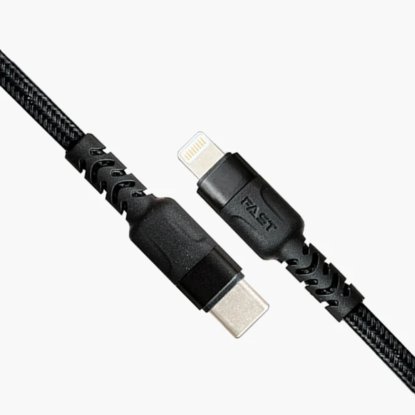 کابل تبدیل USB-C به لایتنینگ توربو مدل iphone 13 pro طول یک متر