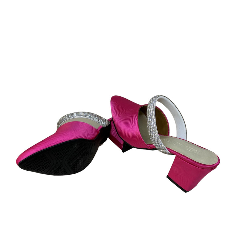 صندل زنانه مدل نگین دار رنگ سرخابی