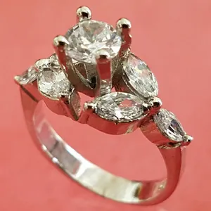 انگشتر نقره زنانه مدل PZ42