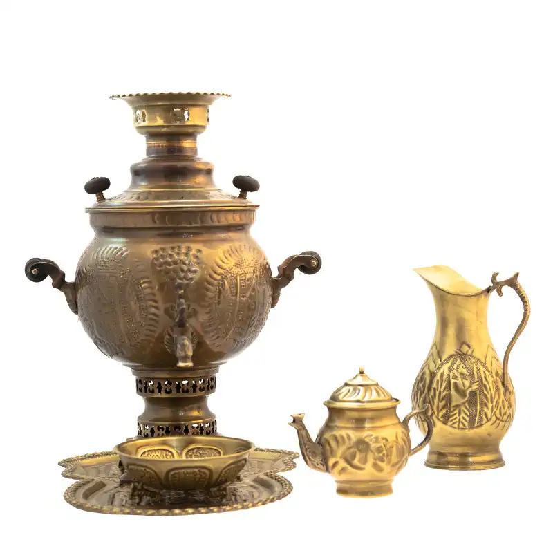 سرویس سماور ذغالی 5 پارچه برنجی مدل سرباز هخامنشی کد H-1258