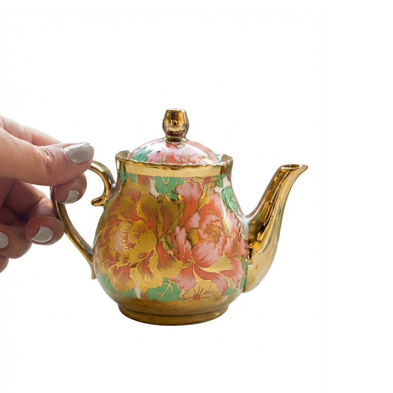 قوری مدل Royal Bloom کد g-123 گنجایش 500 میلی لیتر قوری مدل Royal Bloom کد g-123 گنجایش 500 میلی لیتر