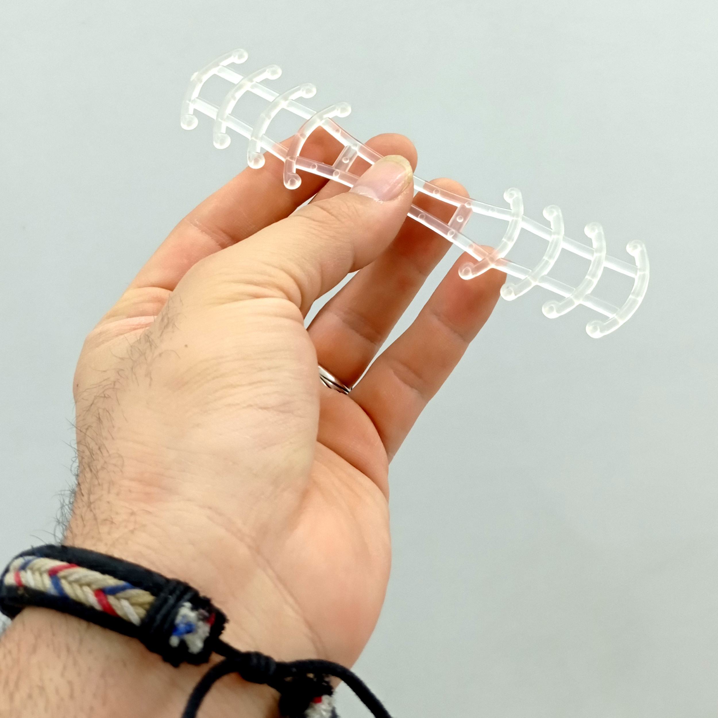 گیره نگهدارنده بند ماسک پارسا مدل PF1000 گیره نگهدارنده بند ماسک پارسا مدل PF1000