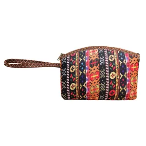 کیف لوازم آرایش زنانه مدل باران کد 08-14