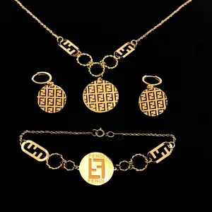 نیم ست طلا 18 عیار زنانه سوزیانا مدل اف ان دی کد 6