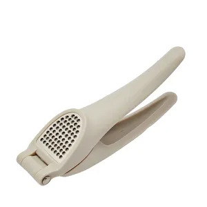 سیر له‌ کن مدل کاساسونکو SK-3999