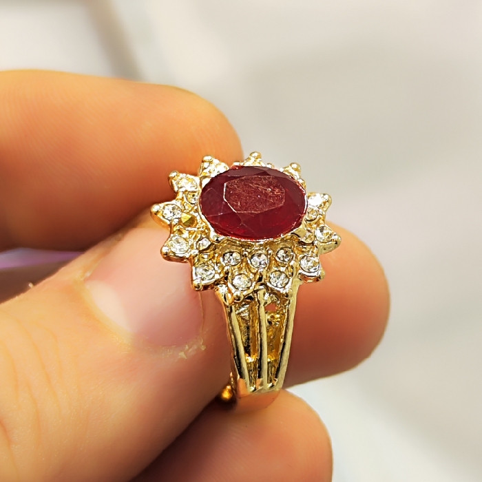 انگشتر زنانه مدل یاقوت صنعتی کد 400 انگشتر زنانه مدل یاقوت صنعتی کد 400