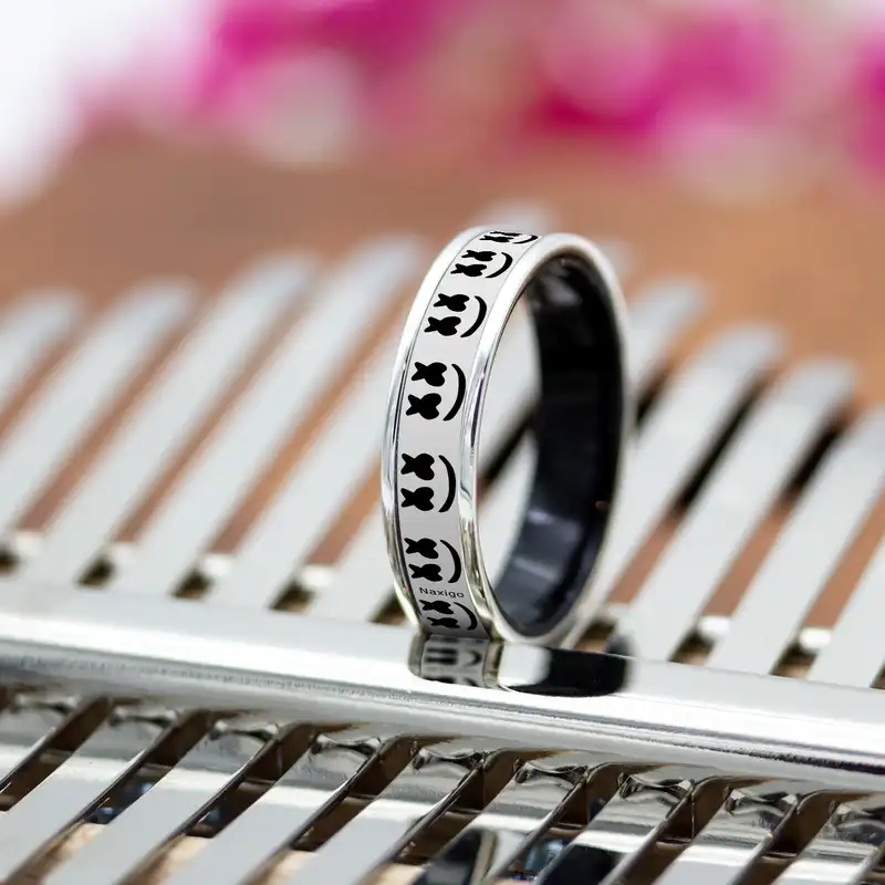 انگشتر ناکسیگو مدل شب تاب طرح دی جی مارشملو کد RB15532