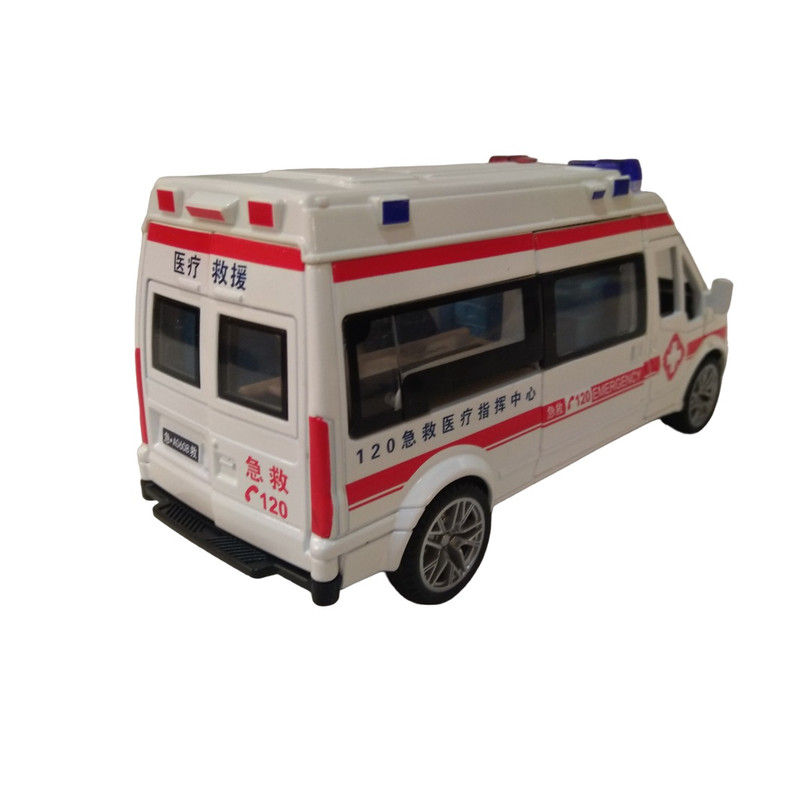 ماشین بازی مدل ون آمبولانس کد AM380